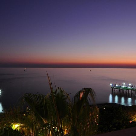 Anitas Hotel Konaklı Extérieur photo