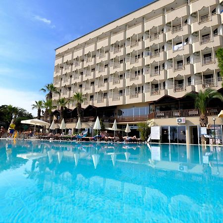 Anitas Hotel Konaklı Extérieur photo
