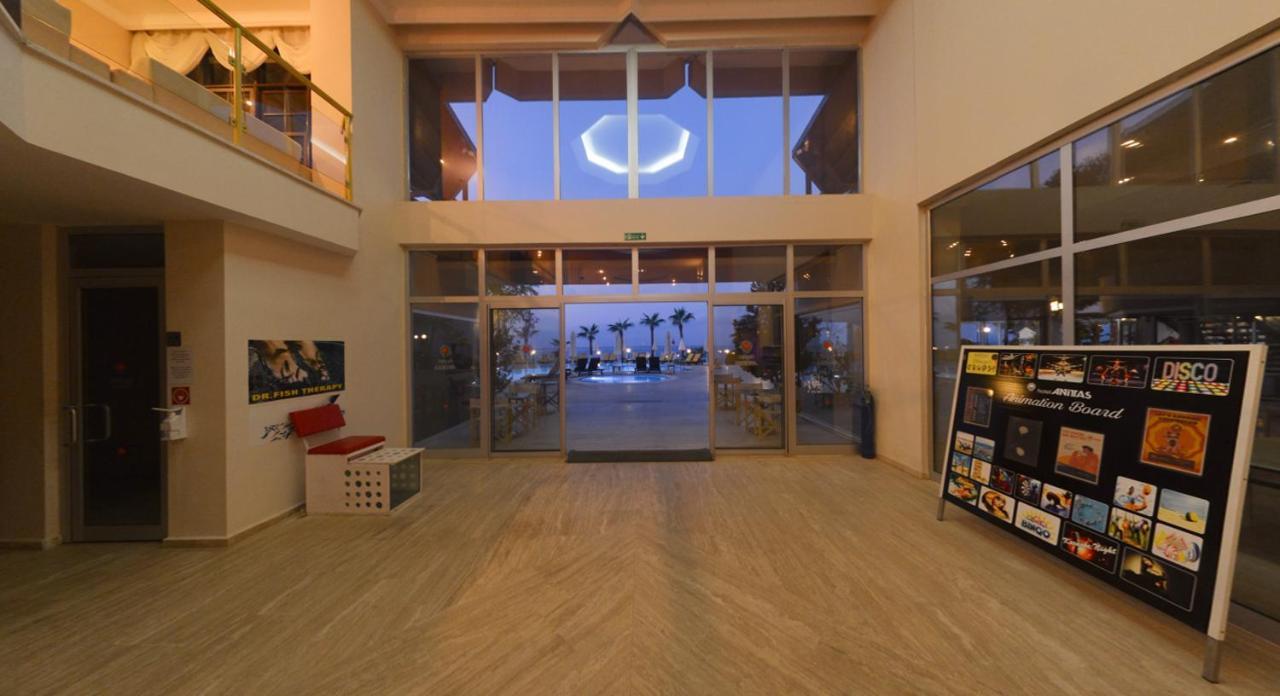 Anitas Hotel Konaklı Extérieur photo