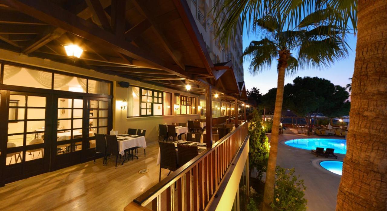 Anitas Hotel Konaklı Extérieur photo