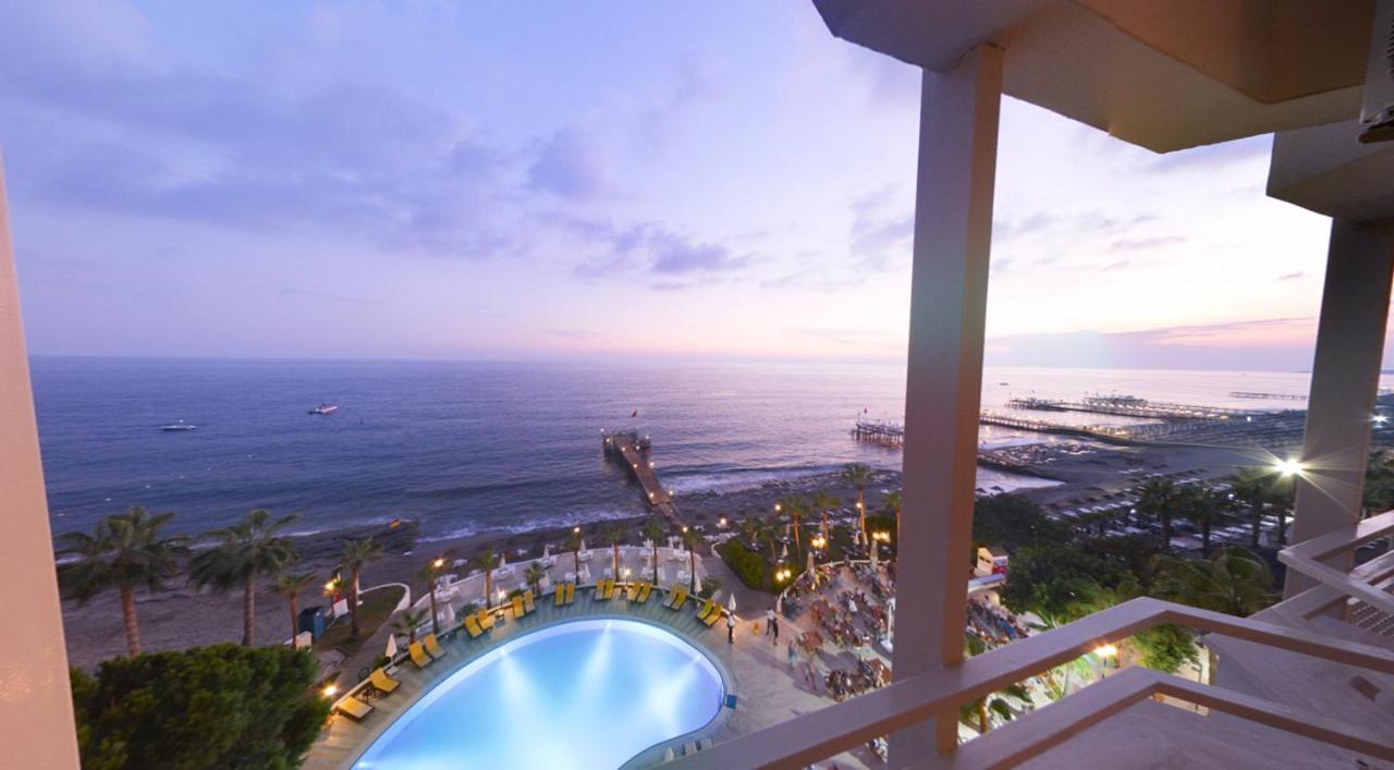 Anitas Hotel Konaklı Extérieur photo