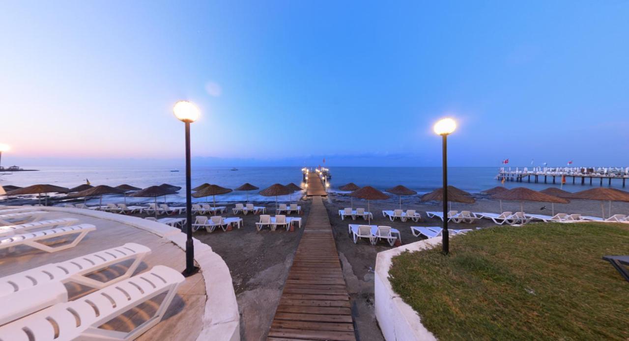 Anitas Hotel Konaklı Extérieur photo