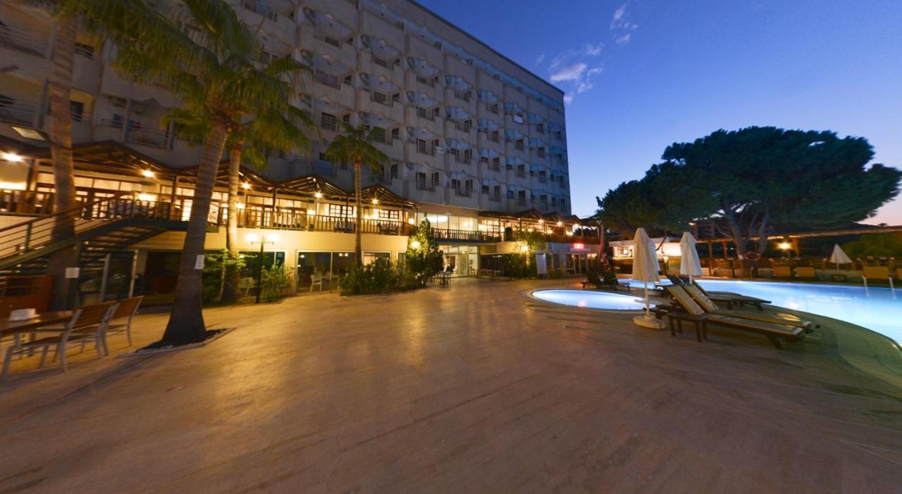 Anitas Hotel Konaklı Extérieur photo
