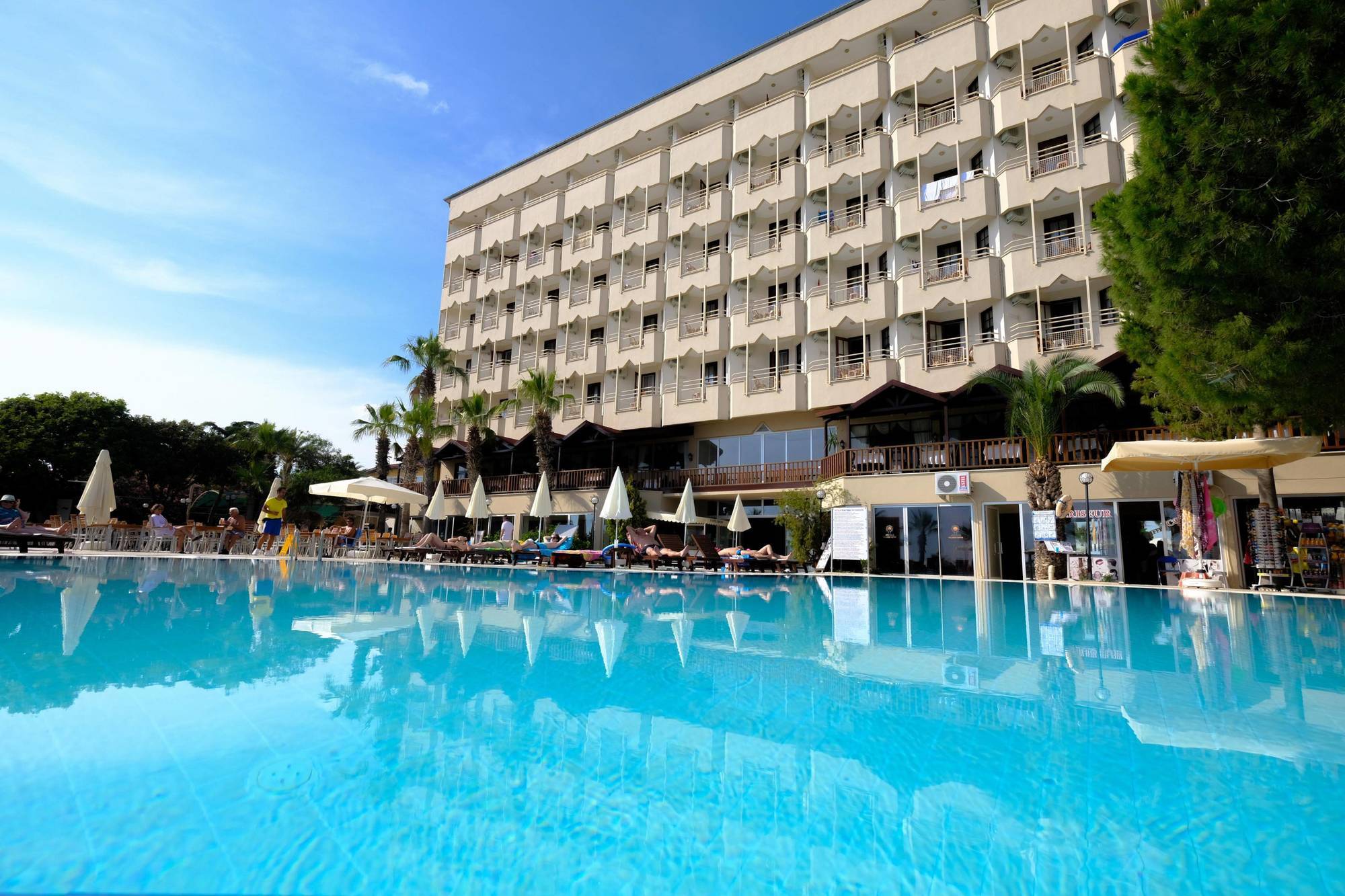 Anitas Hotel Konaklı Extérieur photo