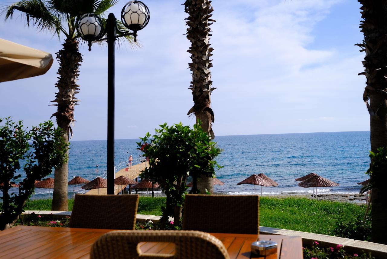 Anitas Hotel Konaklı Extérieur photo