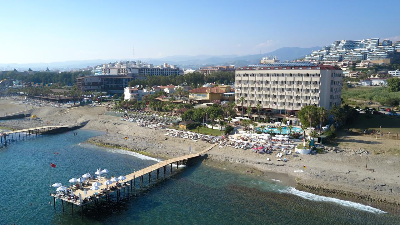 Anitas Hotel Konaklı Extérieur photo